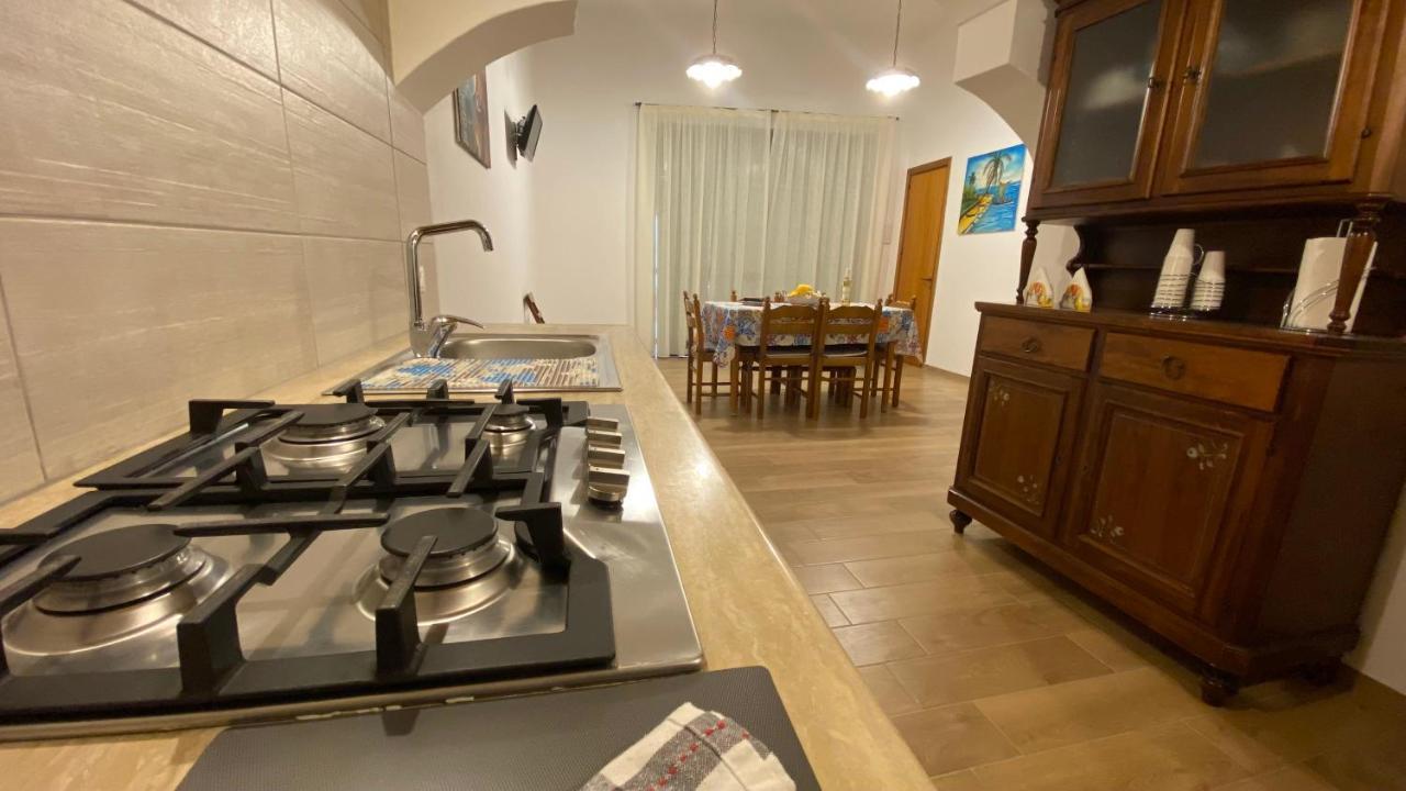 Pietro Holiday Home Castellammare del Golfo Luaran gambar
